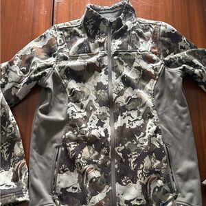 Magellan camo hunting soft shell